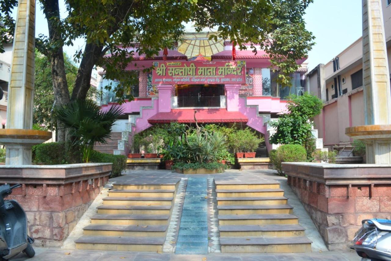 Ananda Krishna Van Vrindavan Ngoại thất bức ảnh